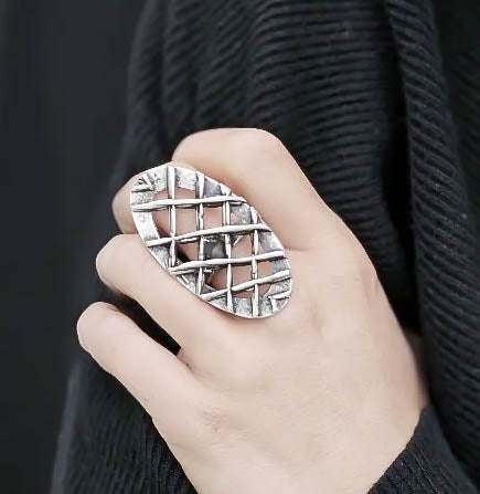 Ring 532